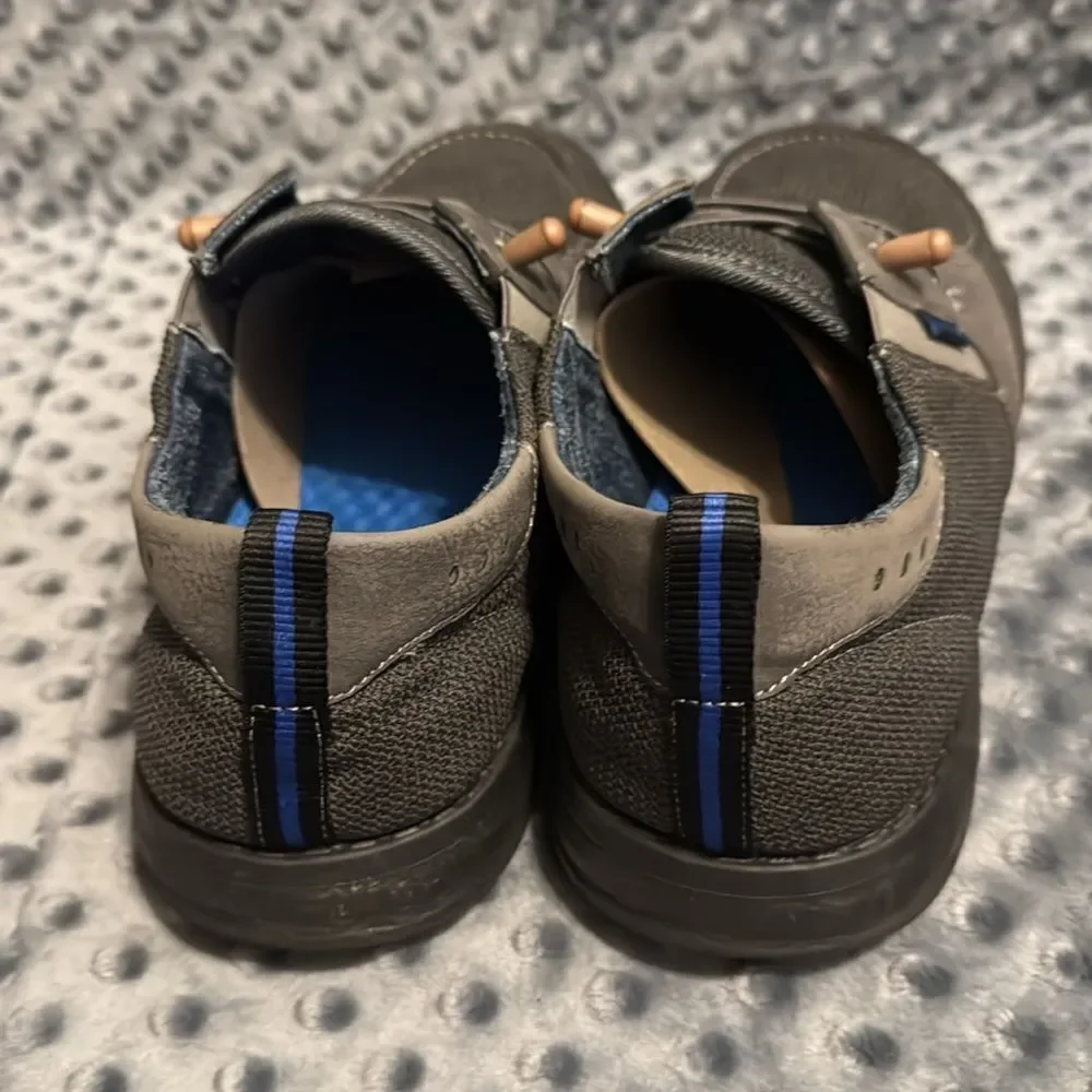 Men’s Nunn Bush Casual Slip-On’s.   WIDE
